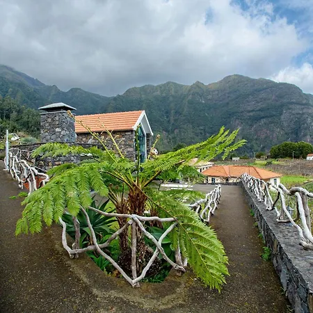 펜션 Refugio Da Xamusca